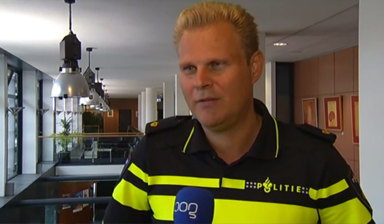 Politie �Stomme oliebol blijf af van die alcohol� OOG Politie �Stomme oliebol blijf af van die alcohol� OOG