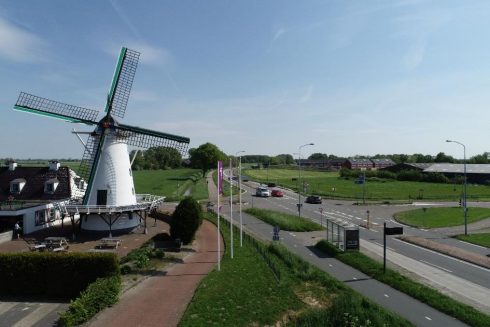 Drie nieuwe rotondes voor verkeersveilige weg naar Delfzijl - Oog TV