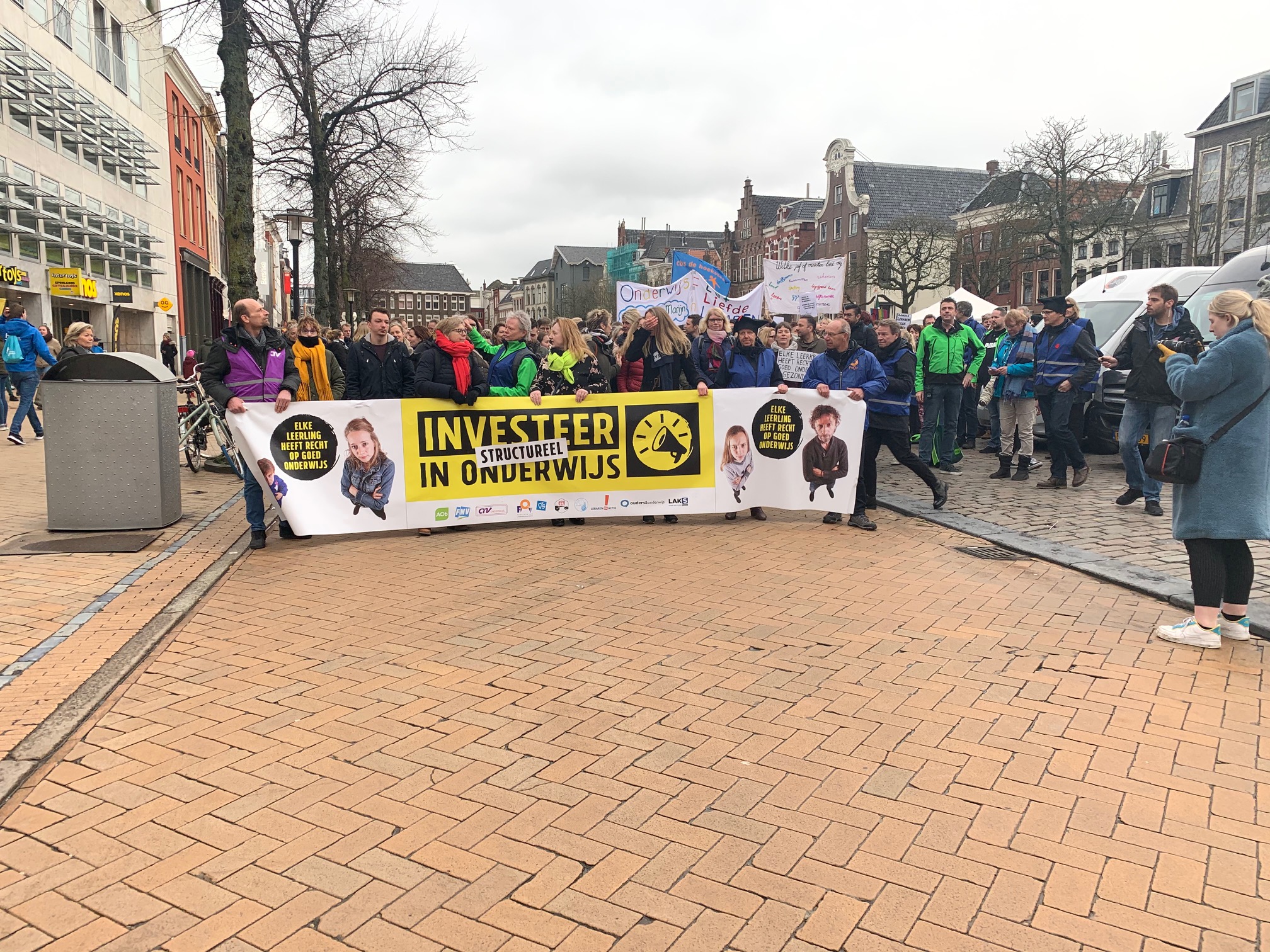 Gratis busvervoer naar Amsterdam voor deelnemers onderwijsstaking