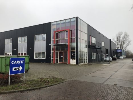 Garagehouder baalt van krakers - Oog TV