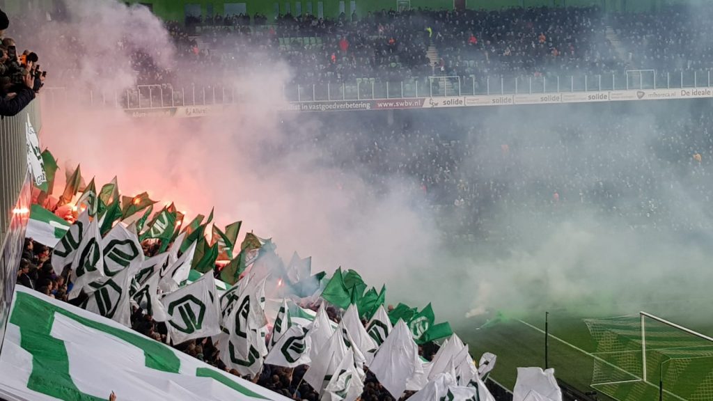 https://www.oogtv.nl/wp-content/uploads/2020/02/Vuurwerk-FC-Groningen-1024x576.jpg