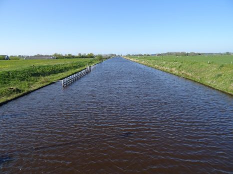 Waterscooter slaat om bij politiecontrole op Reitdiep - Oog TV