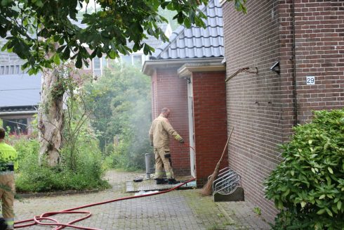 Veel rookontwikkeling bij woningbrand Waterhuizen