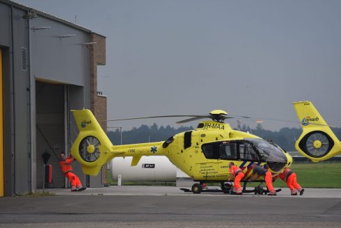 Vervanging voor traumahelikopter op Eelde die fire-melding kreeg - Oog TV