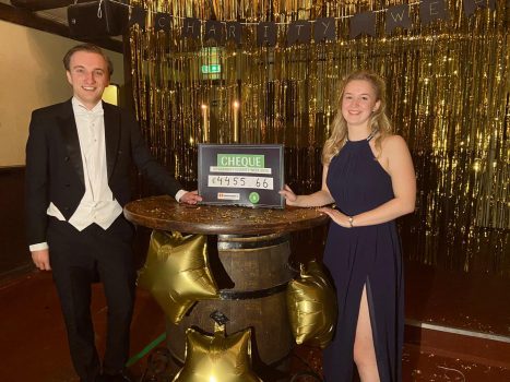 Studenten Dizkartes halen bijna 4500 euro op voor voedselbank - Oog TV