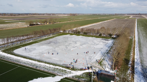 Schaatspret op IJsbaan in Garmerwolde - Oog TV