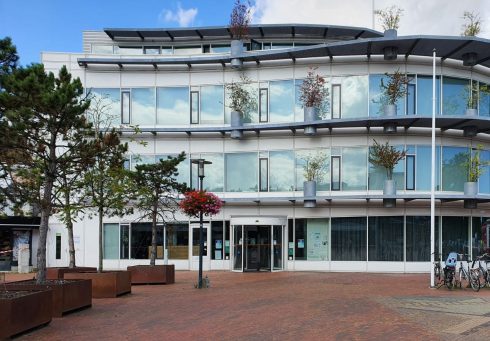 Afvalstoffenheffing in Haren meer dan verdubbeld door fusie - Oog TV