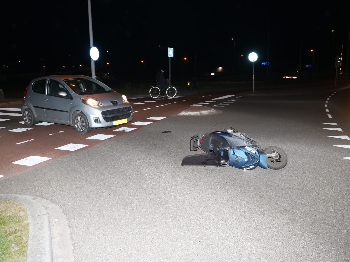 Most lustern! Oog TV het weer wat: "Aanrijding tussen auto en scooter nabij Oostersluis" #nieuws #groningen #oogtv.