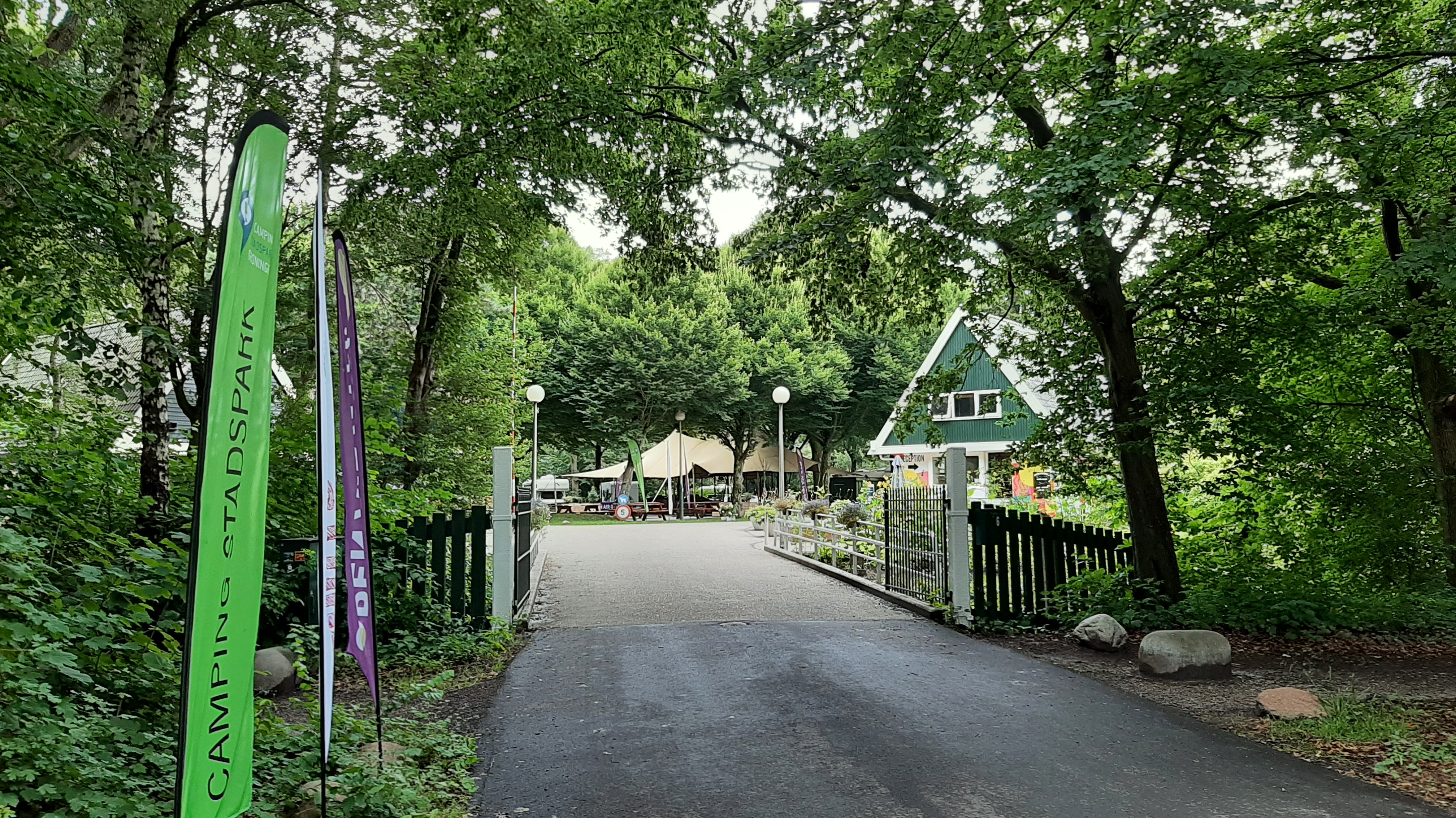 Kamperen in Groningen: Camping Stadspark in trek