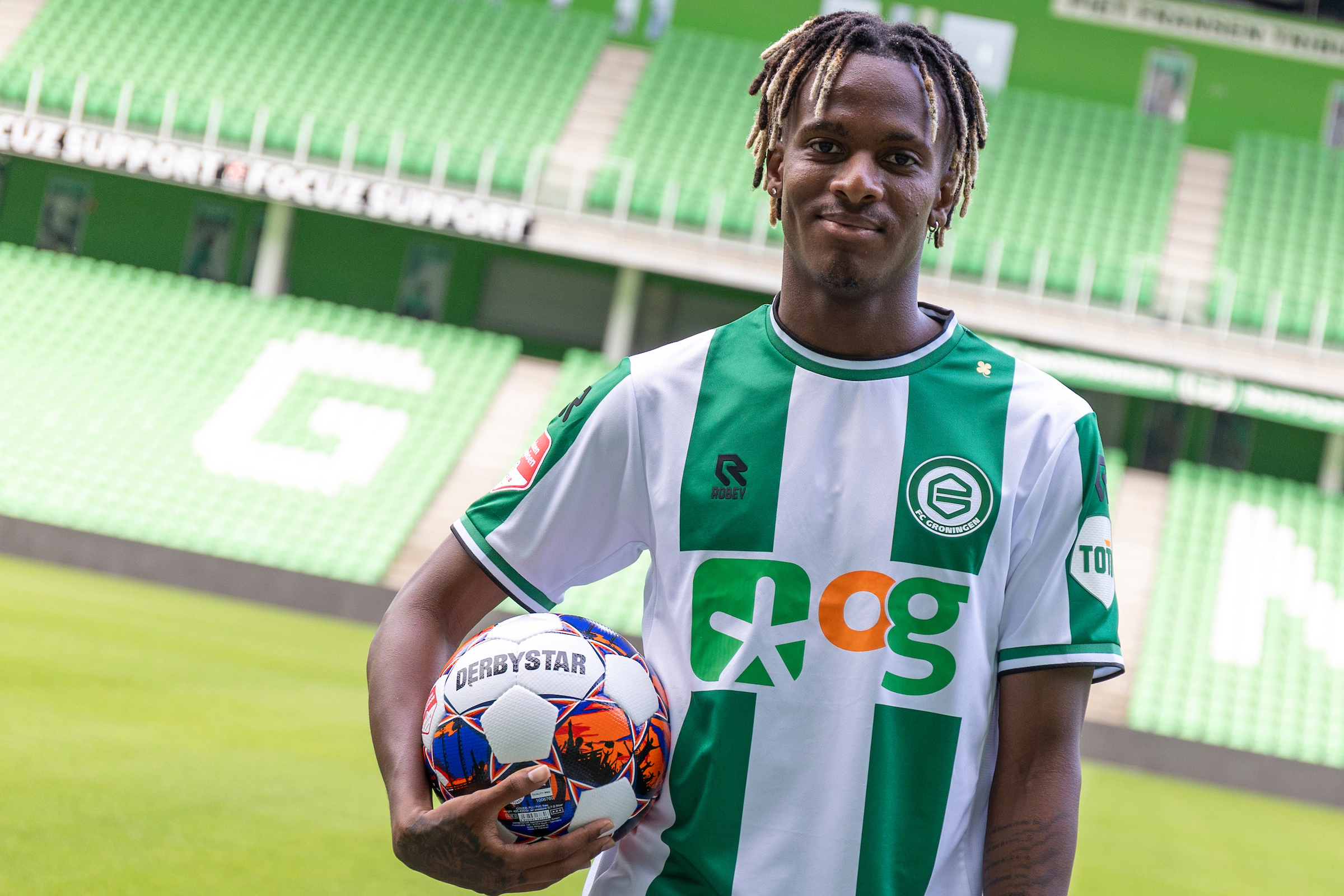 United-speler Emeran tekent voor vier seizoenen in de Euroborg OOG Groningen