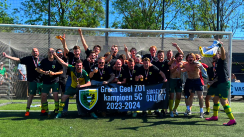 Forward en Stadspark schieten weinig op in kelderkraker weekend; Groen Geel zon. kampioen