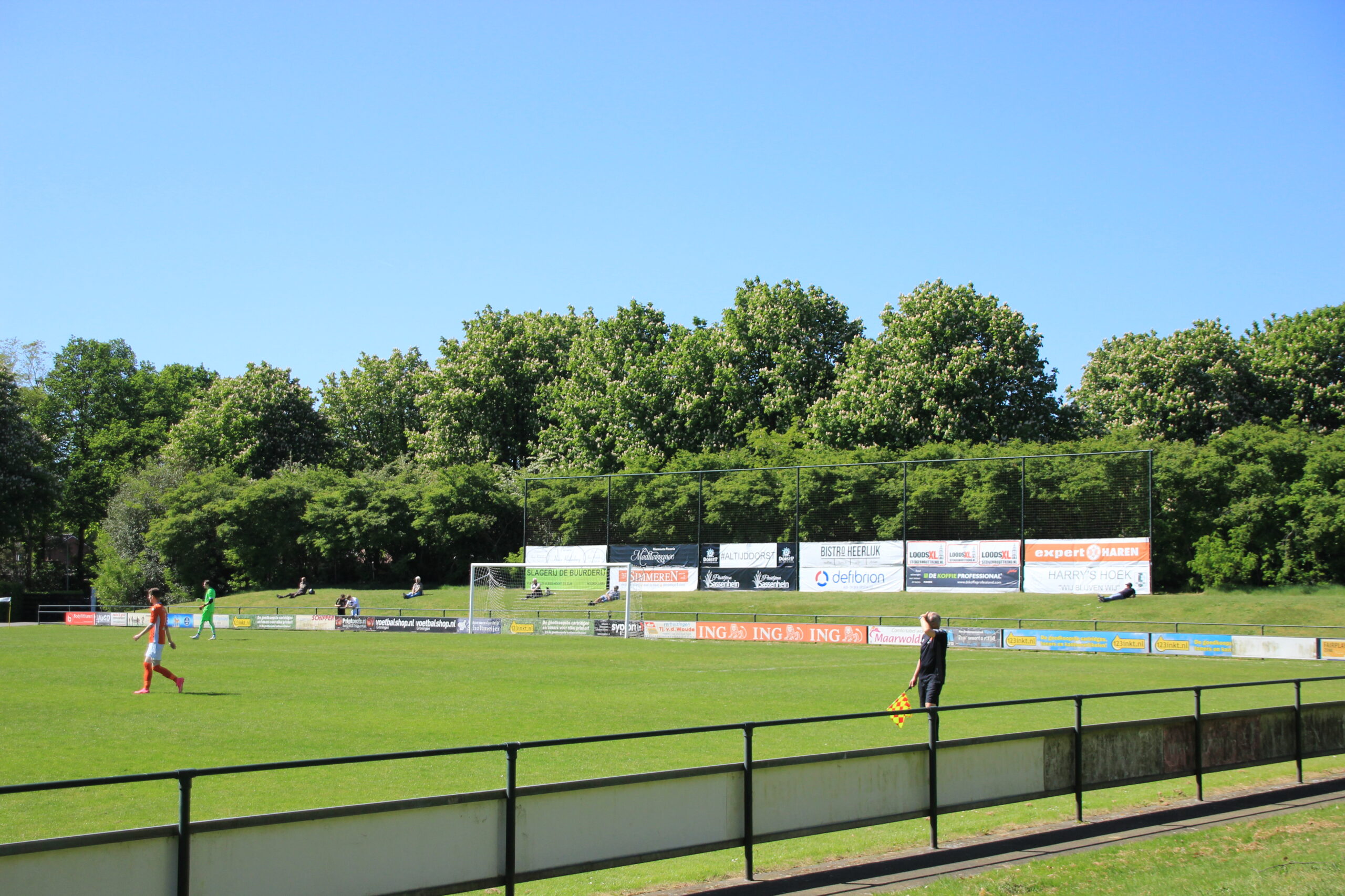 Gorecht wint inhaalwedstrijd van Drenthina, Helpman onderuit