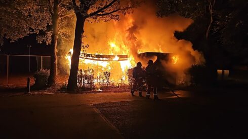 Uitslaande brand in gebouw op terrein Break Out Grunopark