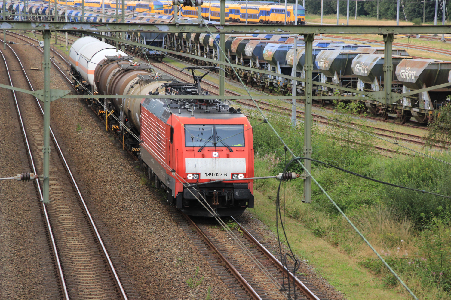 Groningen gaat samenwerken met vijf andere provincies aan het goederenvervoer over de weg, het spoor