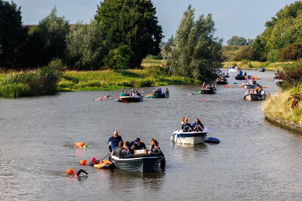 Groningen Swim Challenge overhandigt ruim 124.000 euro aan UMCG