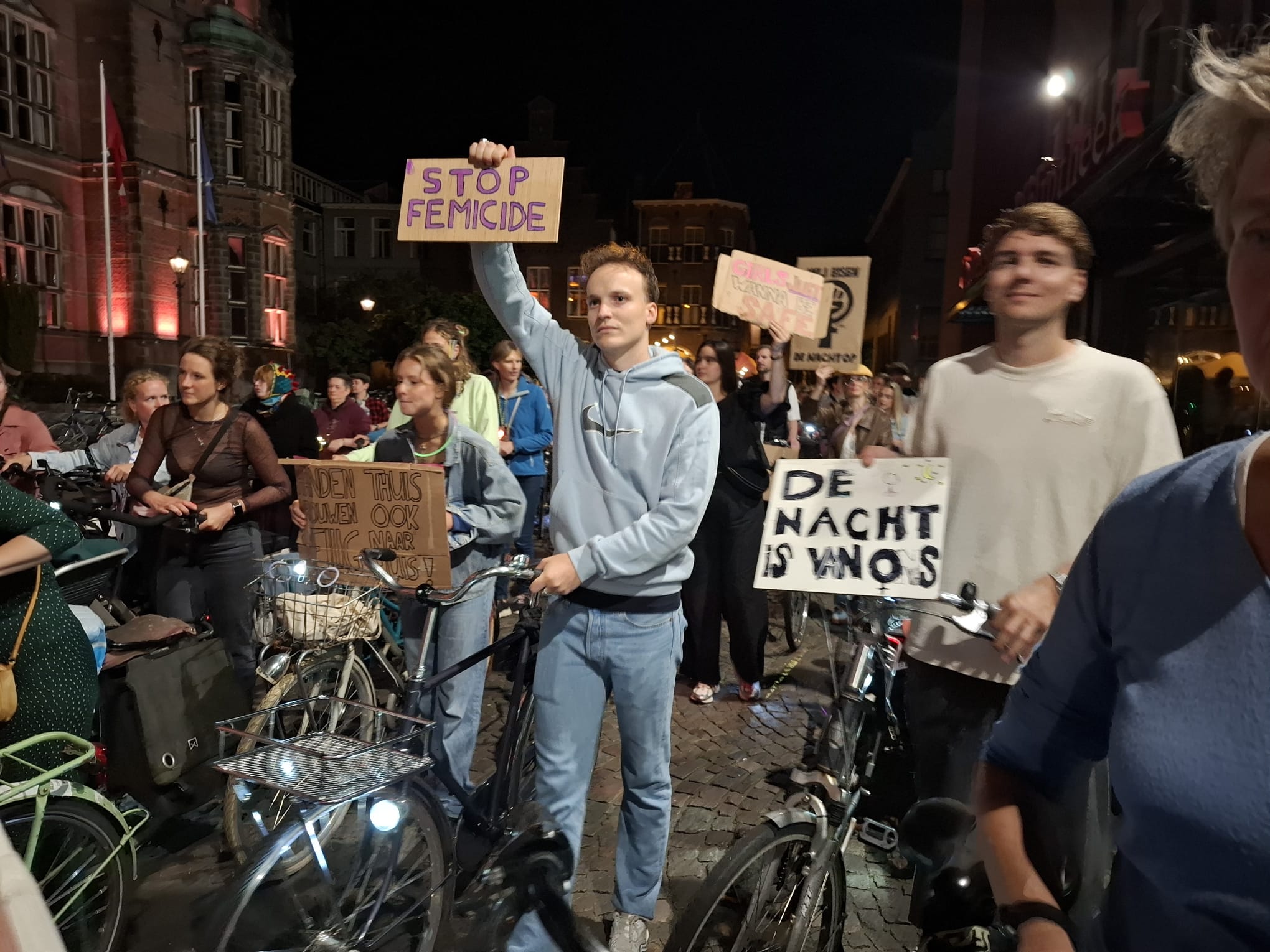 Politiek eist structureel geld voor aanpak femicide: “Moet na 2027 doorgaan”