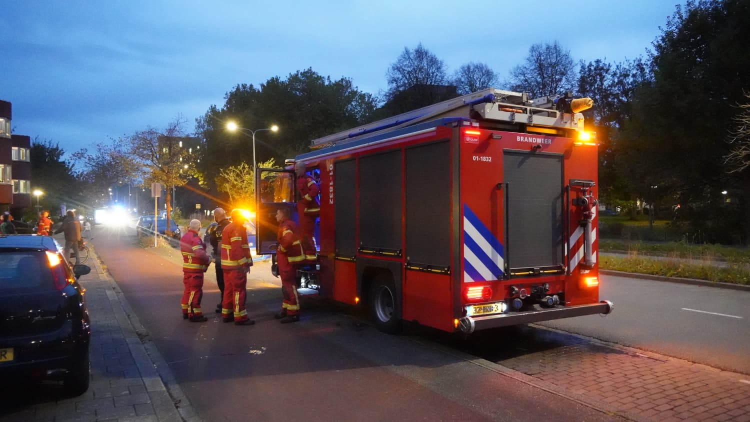Brandweer rukt uit naar Zonnelaan voor brand in oven
