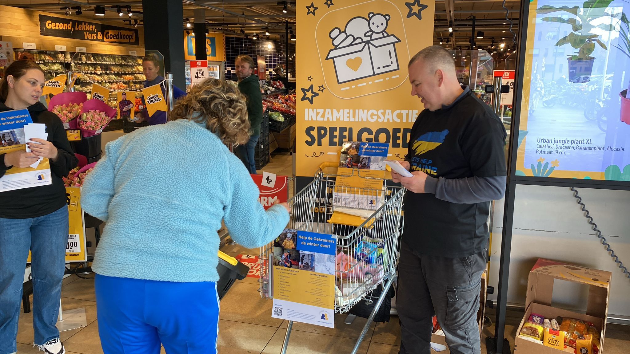 Inzamelingsactie voor Oekraïne overtreft verwachtingen: “Mensen hebben het hart op de goede plek”