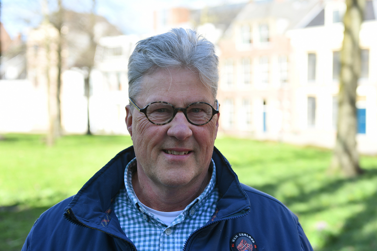 Klare Taal Bokaal voor statenlid Eric Bakker van Groninger Belang