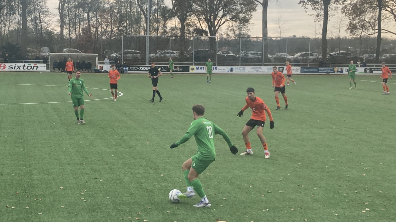 Efficiënter Velocitas 1897 geeft Oranje Nassau pak slaag