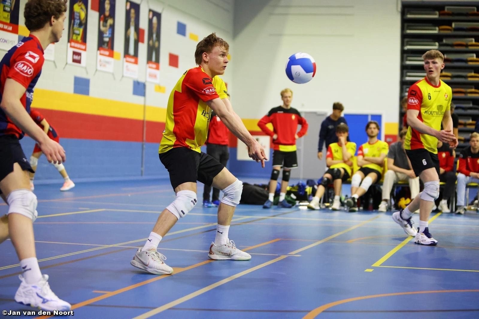 Lycurgus neemt Mats Wiegers over van Dynamo