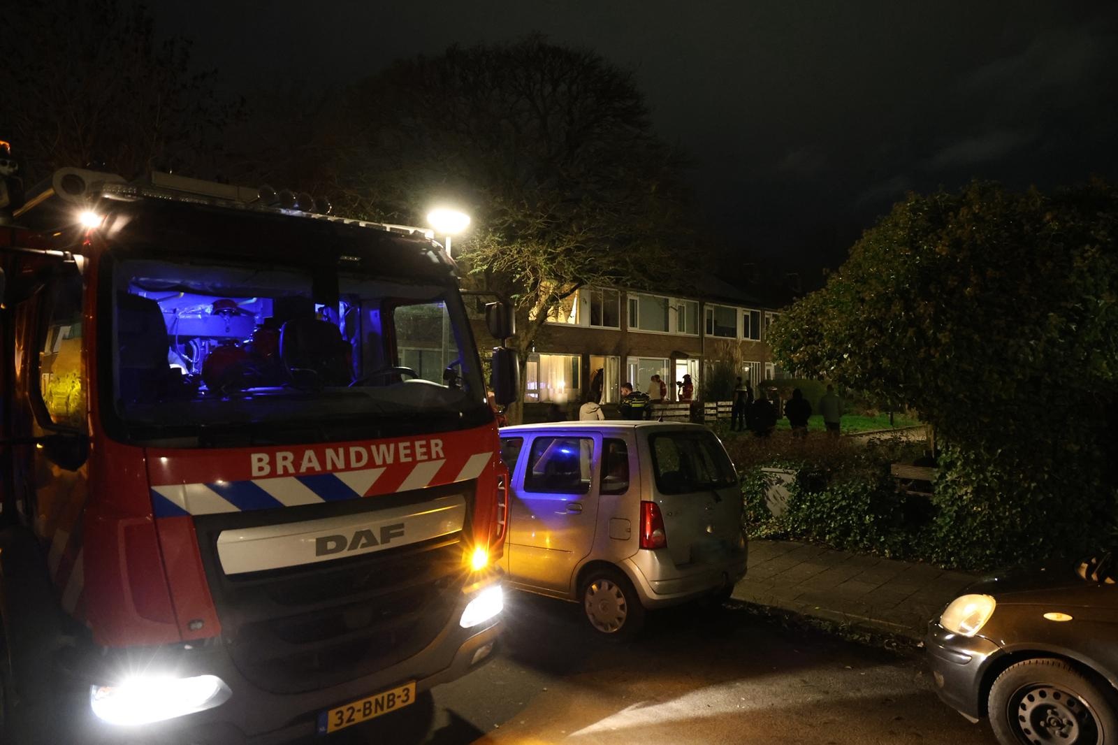 Omgevallen kaars zorgt voor brand in woning Paddepoel