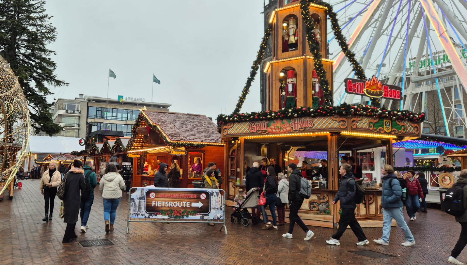 Opening Wintergoud op de grote markt