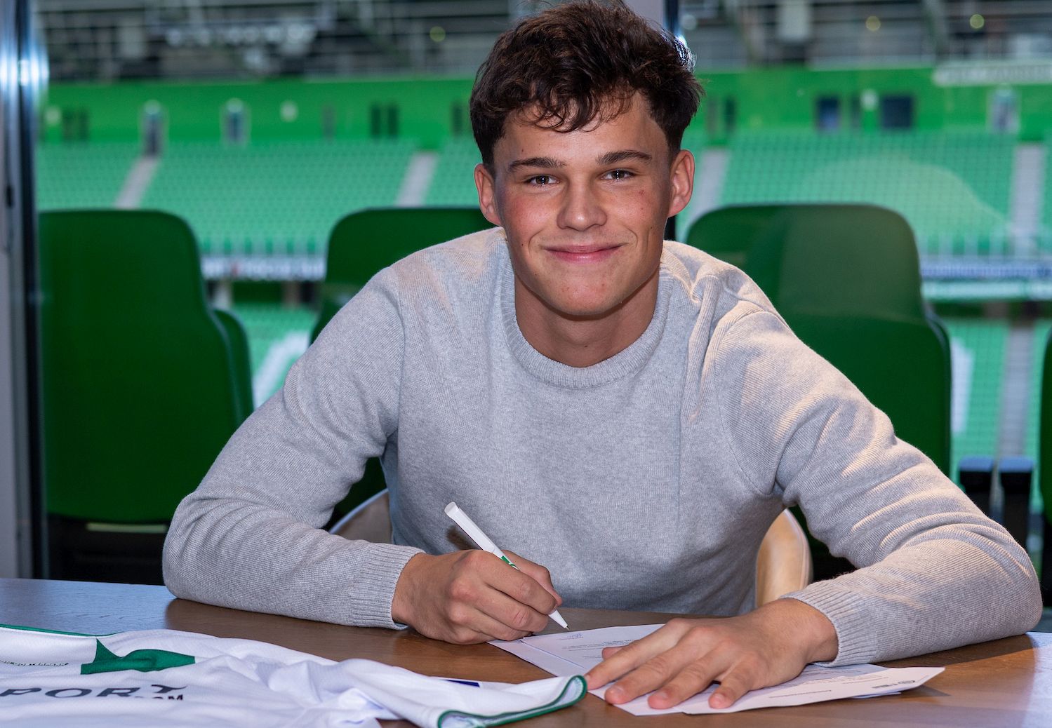 Van Bergen tekent voor twee jaar extra bij FC Groningen