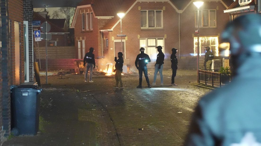 Mobiele Eenheid ingezet in Hoogkerk om vuur te blussen