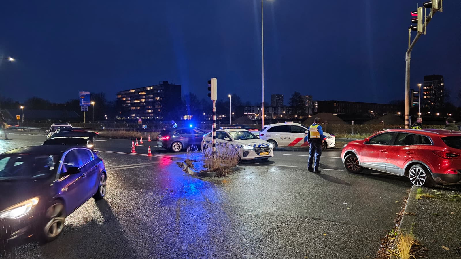 Forse botsing op kruising Metaallaan/Friesestraatweg zorgt voor file