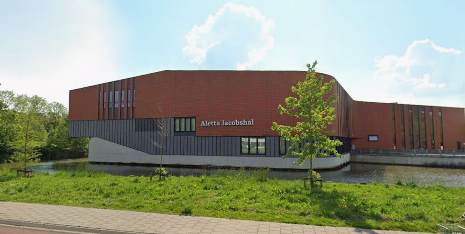 RUG onderzoekt storingen bij digitale tentamens in Aletta Jacobshal