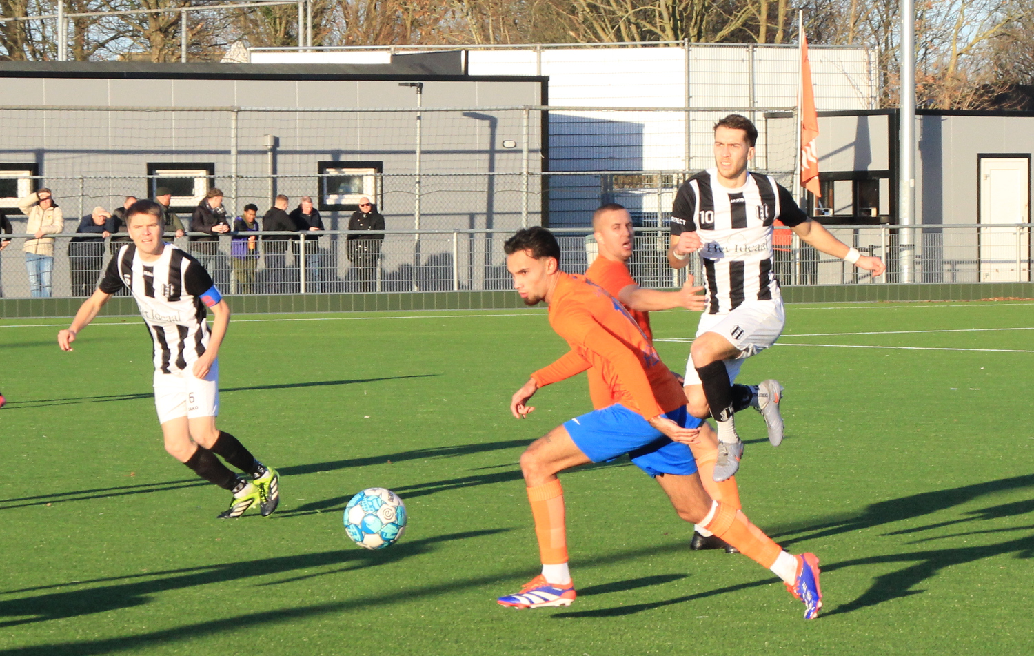 Twee treffers van Weghorst nekken PKC ’83 tegen NEO