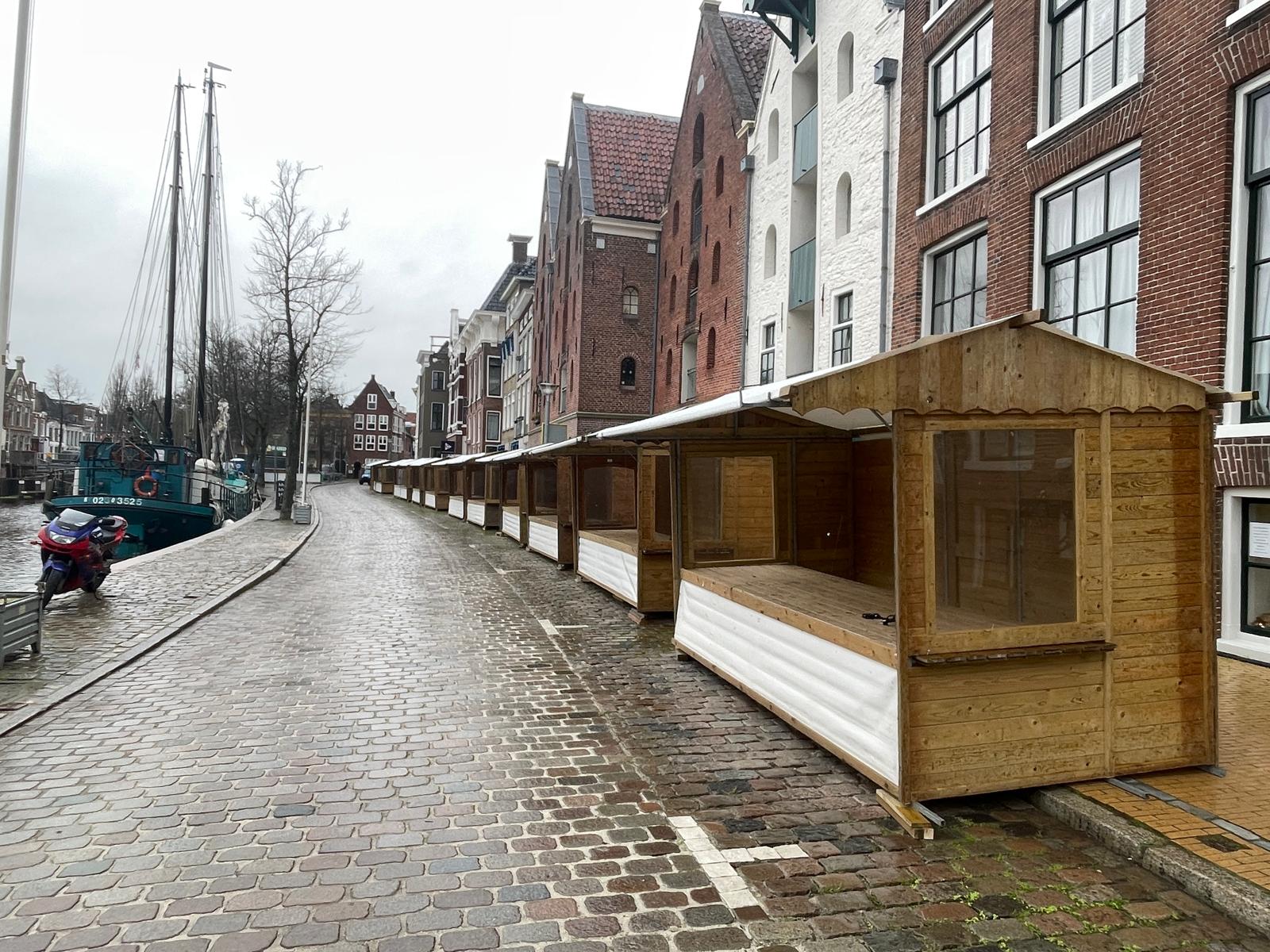 Opbouw WinterWelVaart en Wintergoudmarkt in volle gang (foto’s)