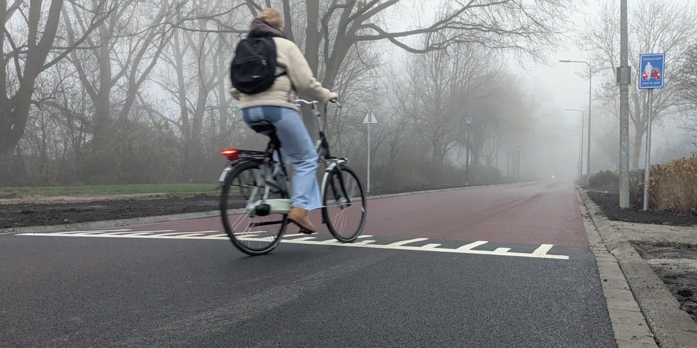 Fietsstraat Helperzoom Noord geopend