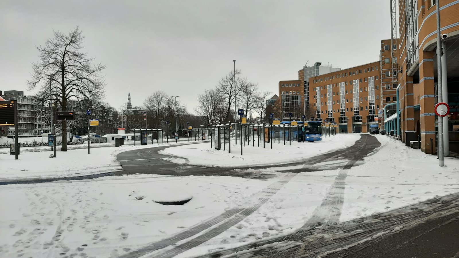 Qbuzz verwacht zaterdagochtend weer bussen te laten rijden in Groningen