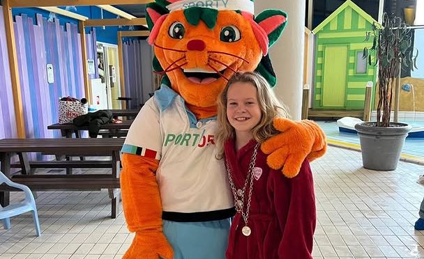 Glijbaan Kardinge na bijna een jaar aan onderhoud weer open