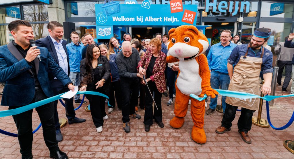 Albert Heijn Vinkhuizen weer open na verbouwing