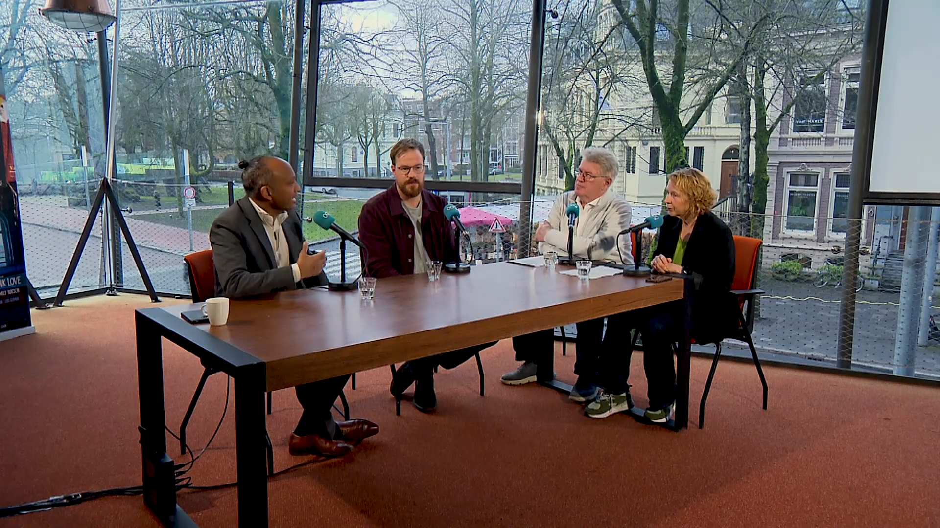 GroenLinks-PvdA en D66 in debat over de woningnood in Groningen