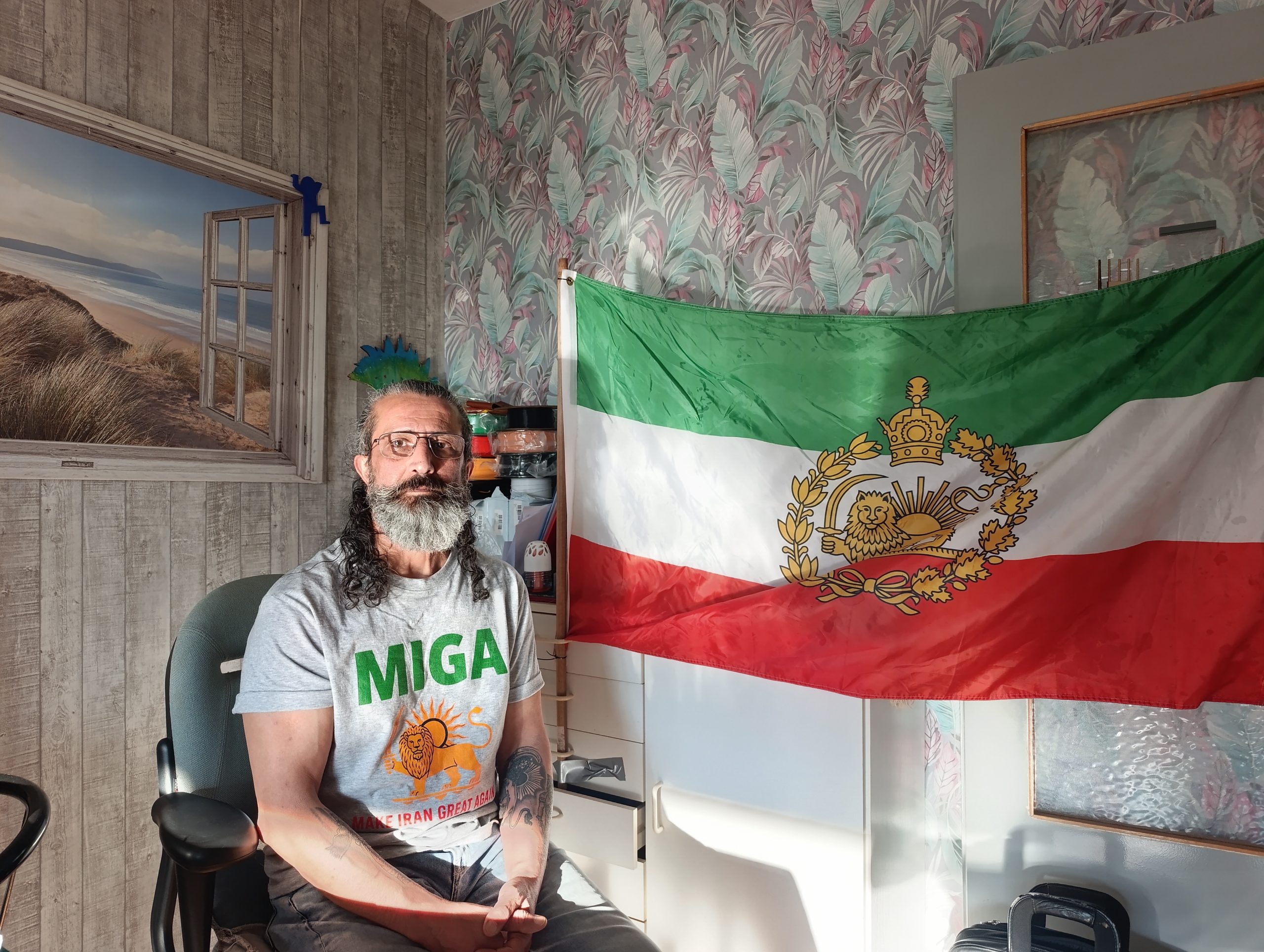 Masoud bereidt zich voor om zondag te demonstreren op de Vismarkt voor Iran