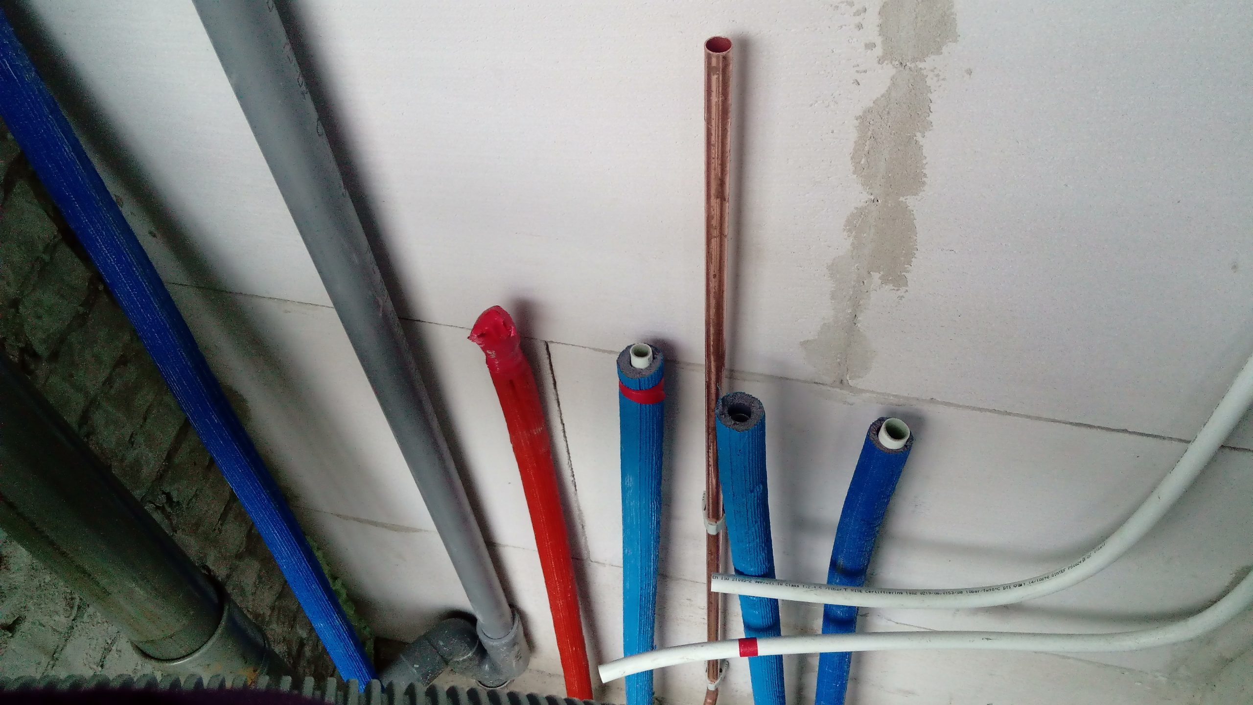 College: “COA-opvanglocaties krijgen geen voorrang op vol stroomnet”