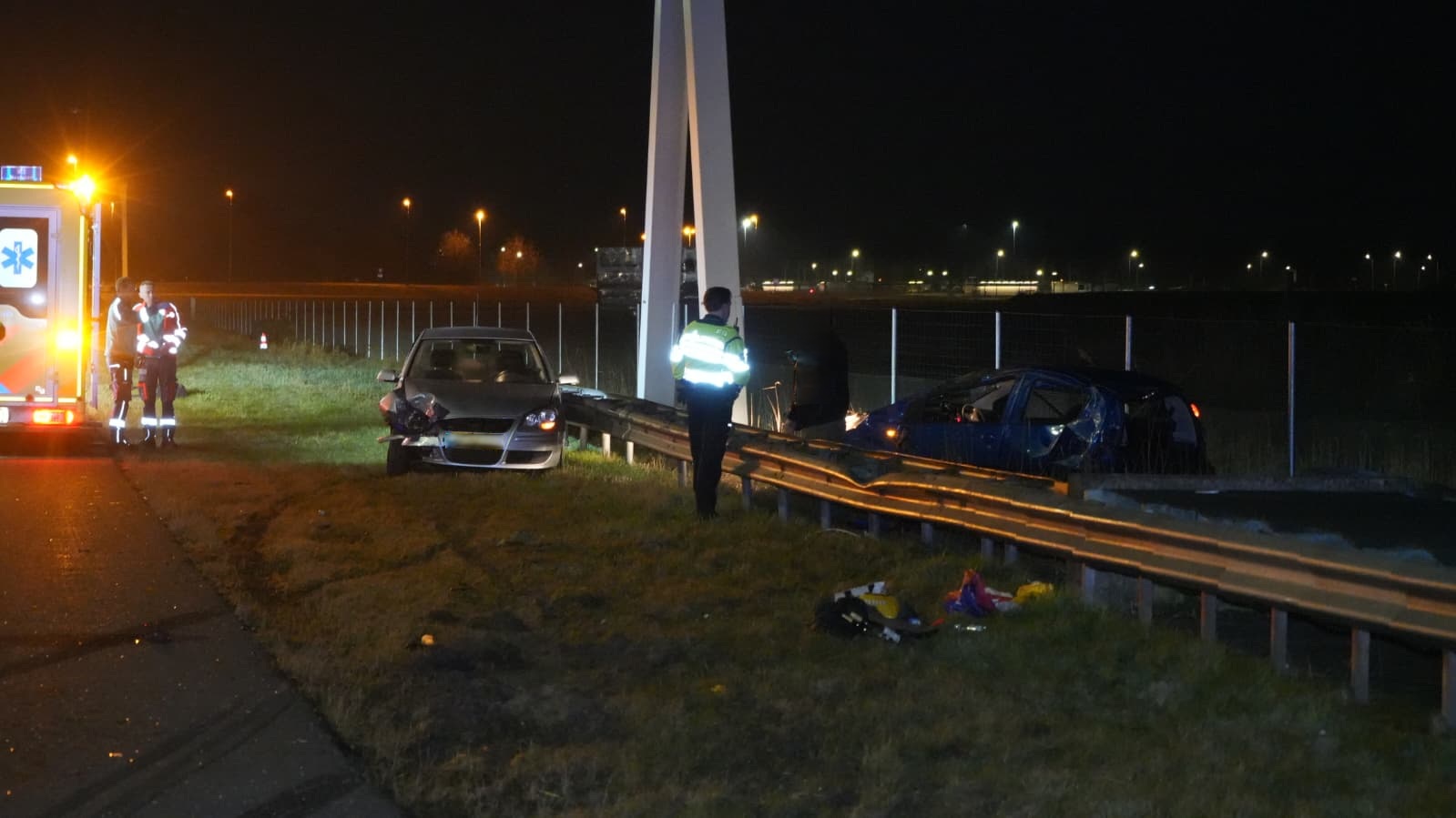 Automobilist slaat over de kop bij verkeersongeluk op N46