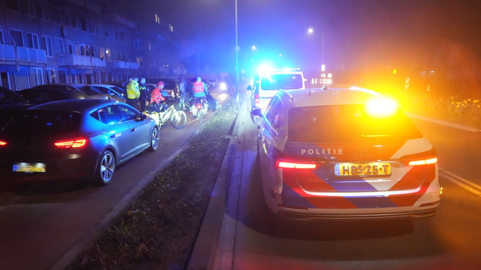 Fietser gewond bij verkeersongeluk Damsterdiep