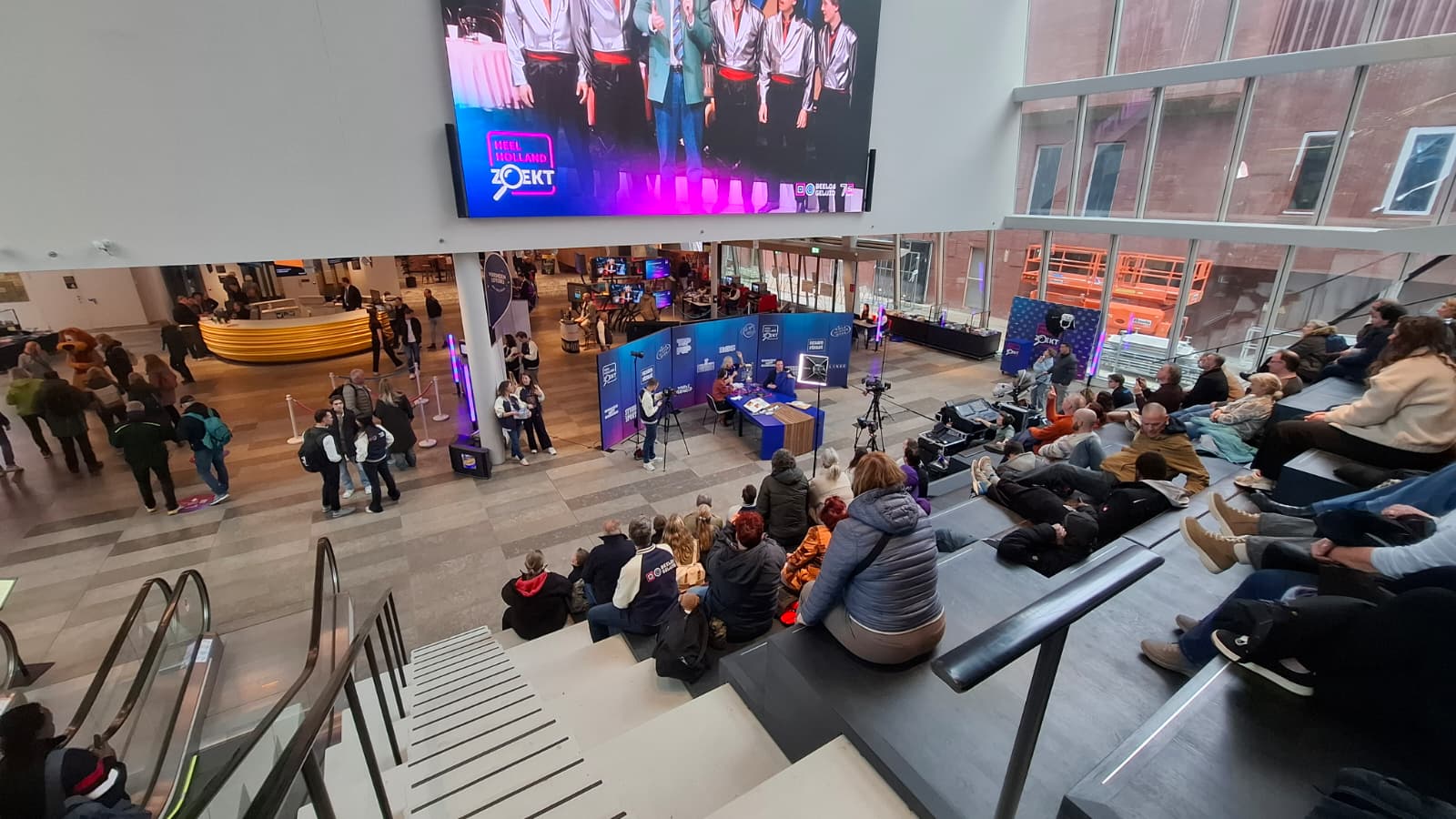 ‘Heel Holland Zoekt’ in Forum Groningen levert televisieschatten op: “We zoeken nog naar ‘Ja zuster,