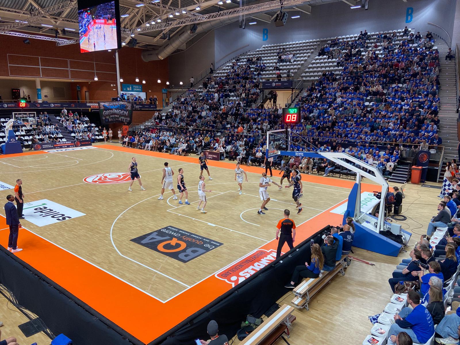 Donar kreeg winst in bekerfinale niet cadeau: “Very special moment after a hard time”