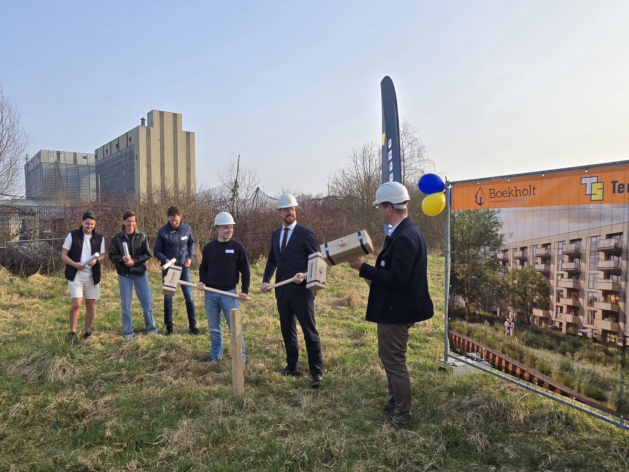 Bouw van nieuw appartementencomplex aan Antillenstraat gestart