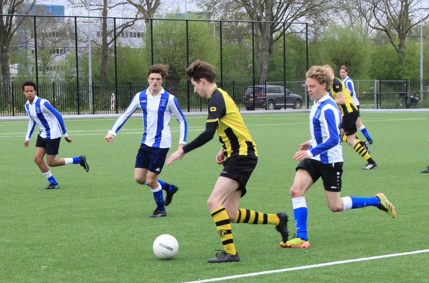 Amateurvoetbal: Nederlaag GRC, Forward verliest topper, Stadspark koploper af