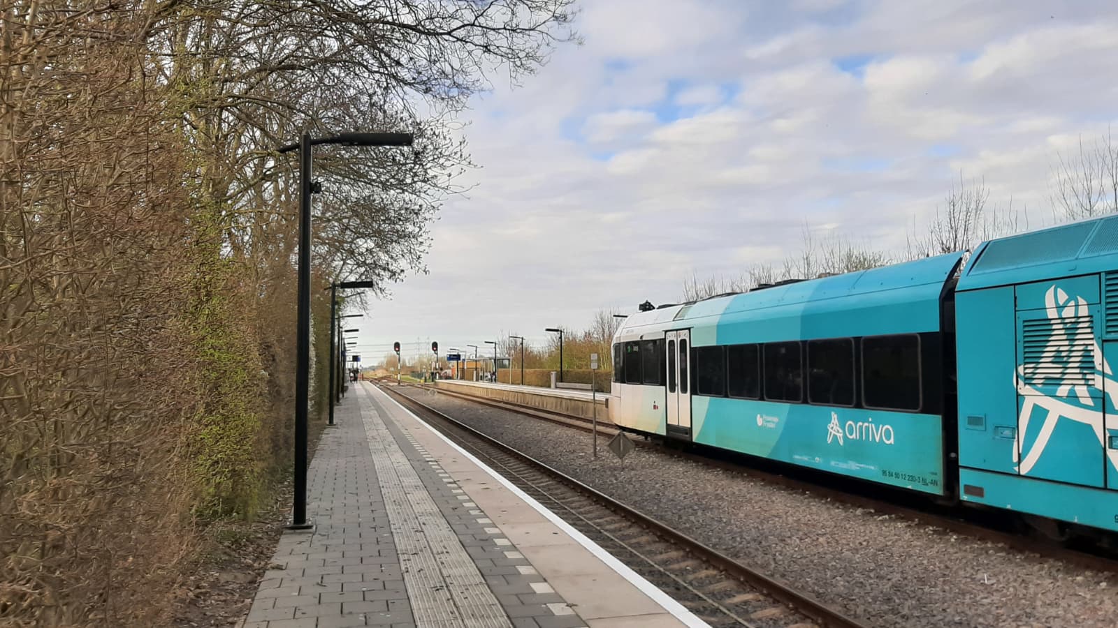Bovenleiding of batterijtreinen? ProRail, Rijk en provincies willen komende herfst kiezen