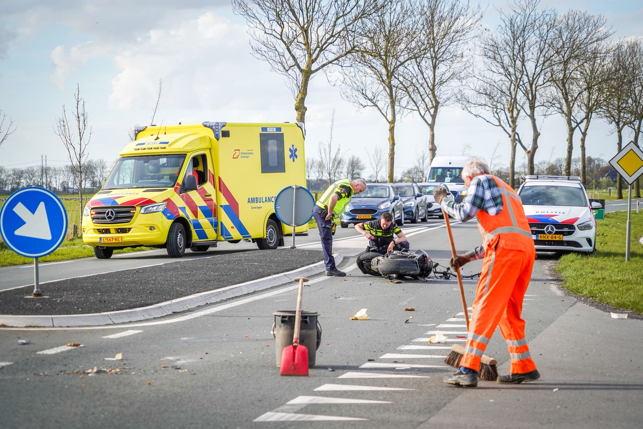 Motorrijder gewond bij verkeersongeluk op N361