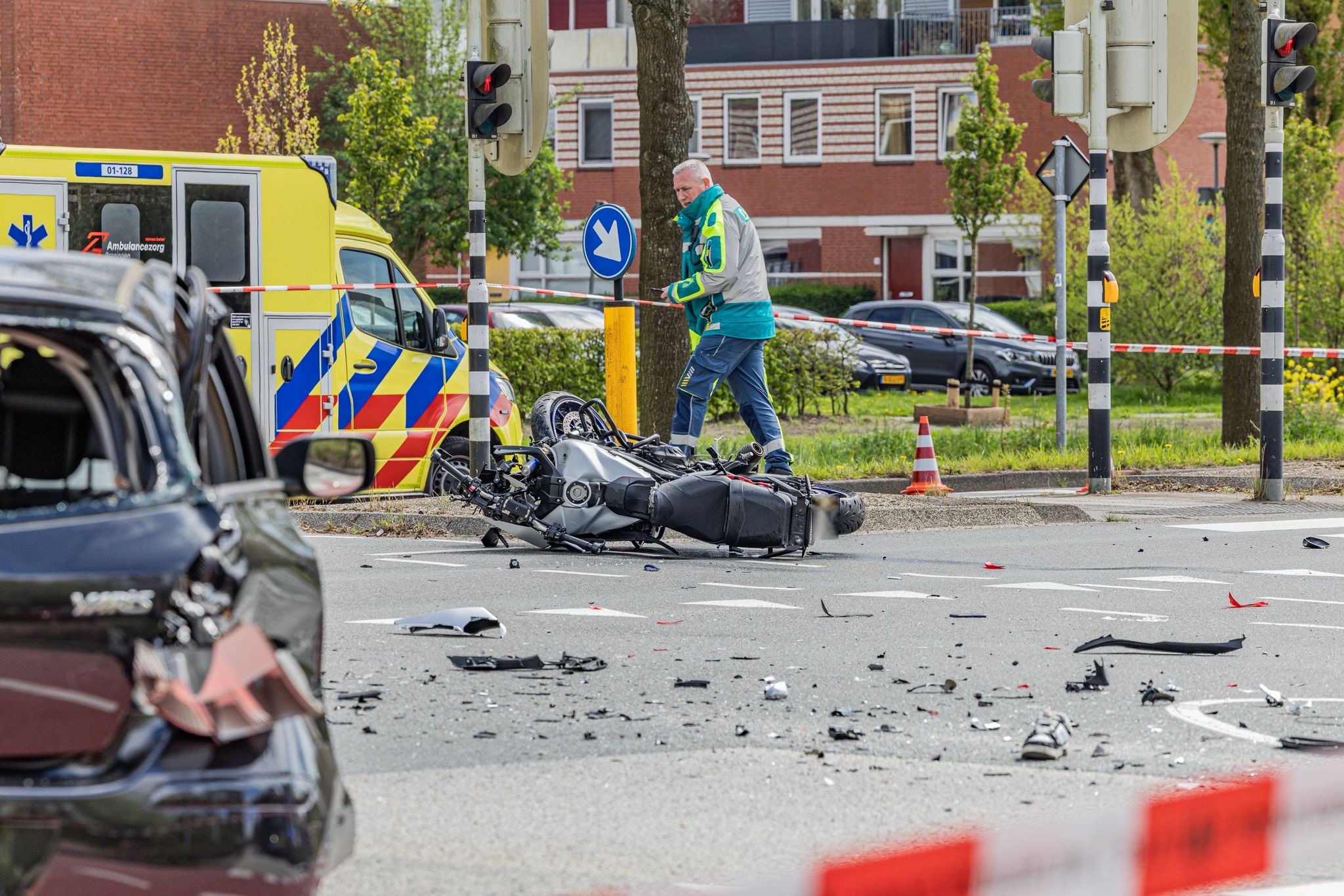 Motorrijder die vrijdag ernstig gewond raakte op Paterswoldseweg is 37-jarige man