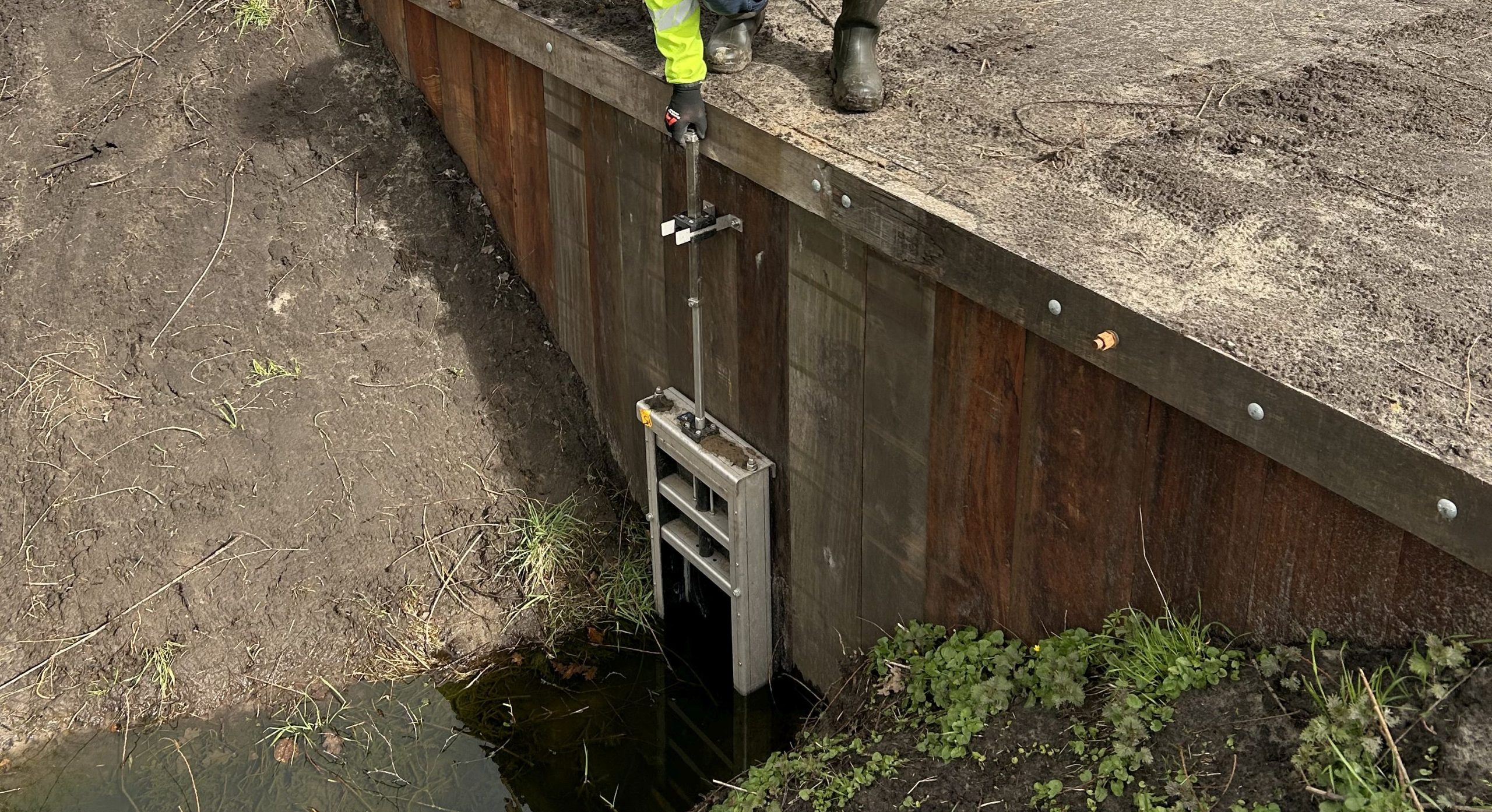 Waterschap oefent met Onner- en Oostpolder als waterberging: ‘Goed voorbereid blijven op hoogwater’